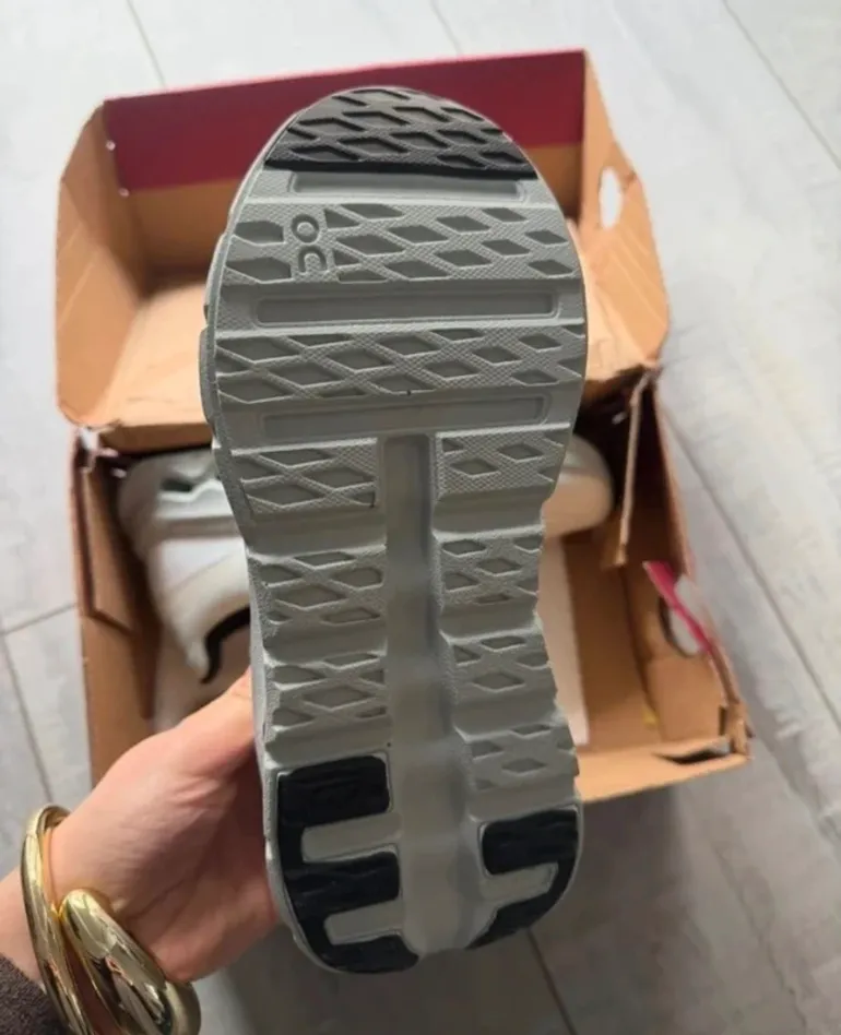 Used On Running Cloud bike — image 6 of 8