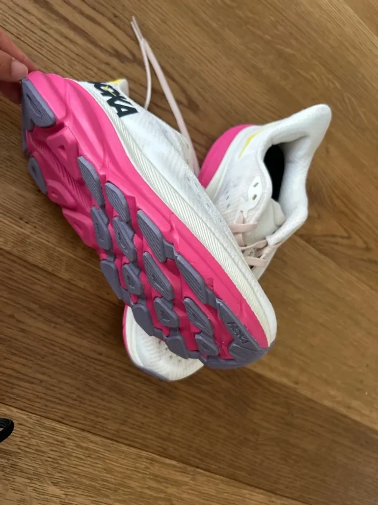 Used Hoka Clifton 9 bike — image 3 of 7