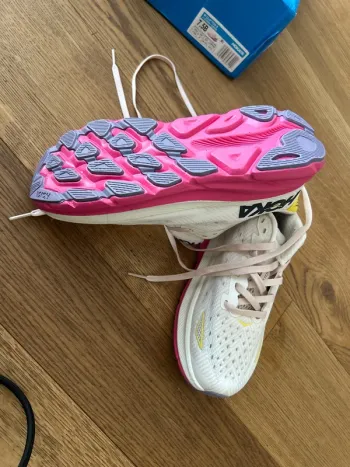 Used Hoka Clifton 9 bike — image 7 of 7