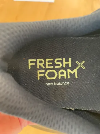 Used New Balance Fresh Foam 860 bike — image 5 of 6