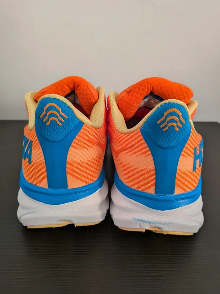 Used Hoka Clifton 9 bike — image 4 of 6