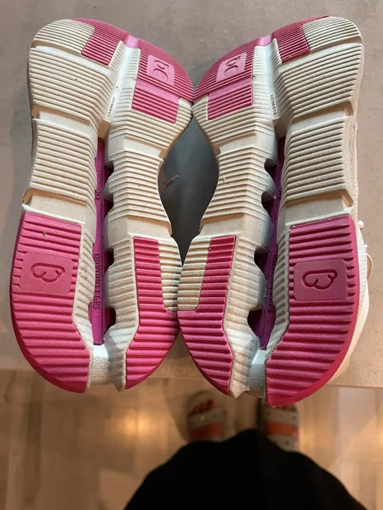 Used On Running ON Cloudtec Schuhe bike — image 5 of 6