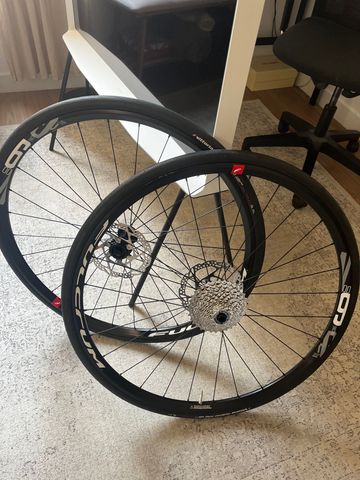 Brugt Fulcrum Racing 600 DB 2025 bike — billede 2 af 2