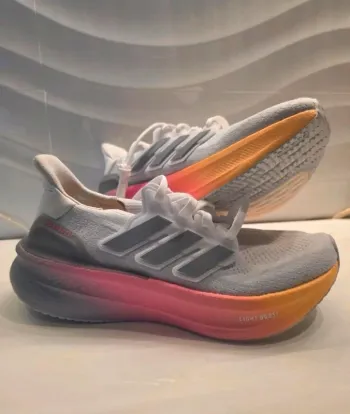 Used Adidas Ultraboost 5 bike