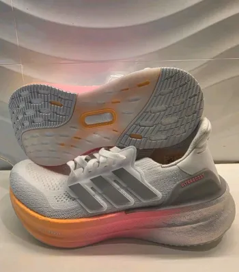 Used Adidas Ultraboost 5 bike — image 7 of 7