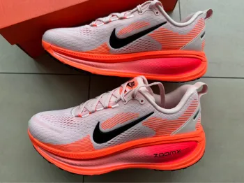 Nike Vomero 18 bike usato