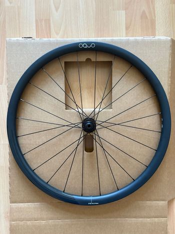 Tweedehands OQUO RC25Team 2025 bike — afbeelding 7 van 8