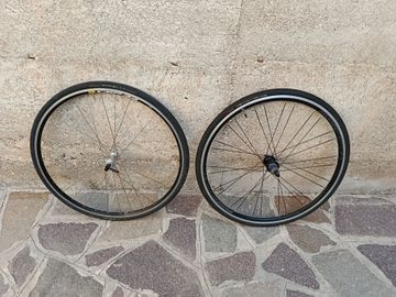Used Miche Coppia Ruote e Mavic profilo basso 2019 bike — image 1 of 4