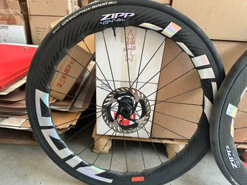 Brugt Zipp 454 NSW 2025 bike — billede 2 af 4