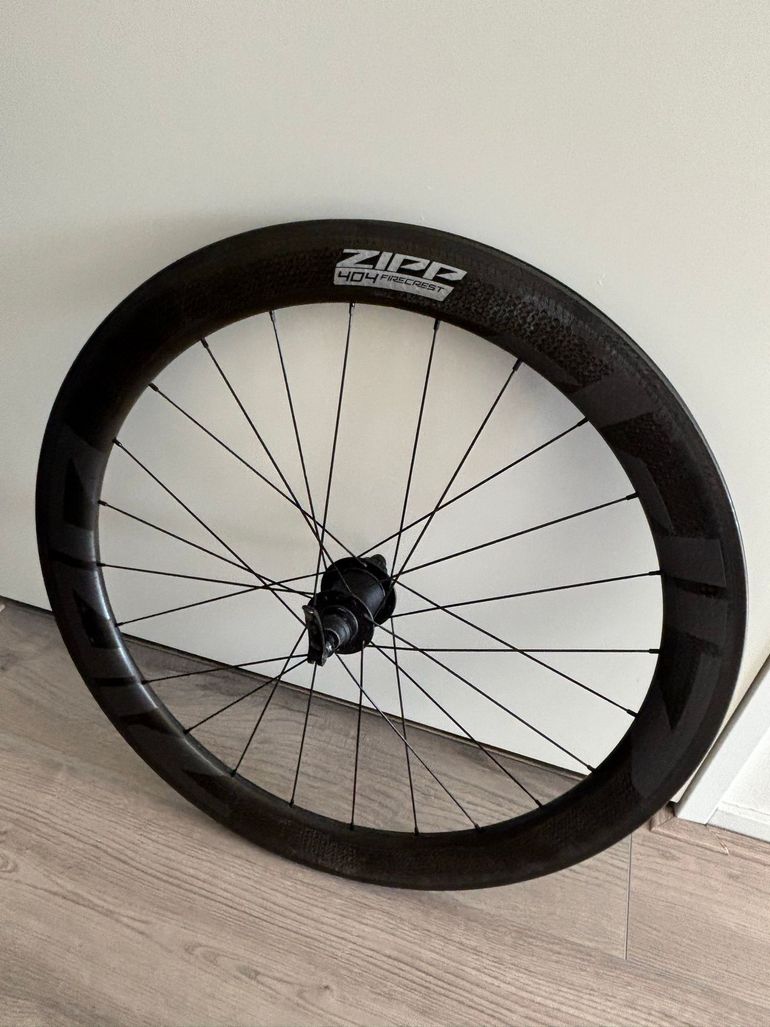 Brugt Zipp 404 Firecrest 2021 bike — billede 2 af 5