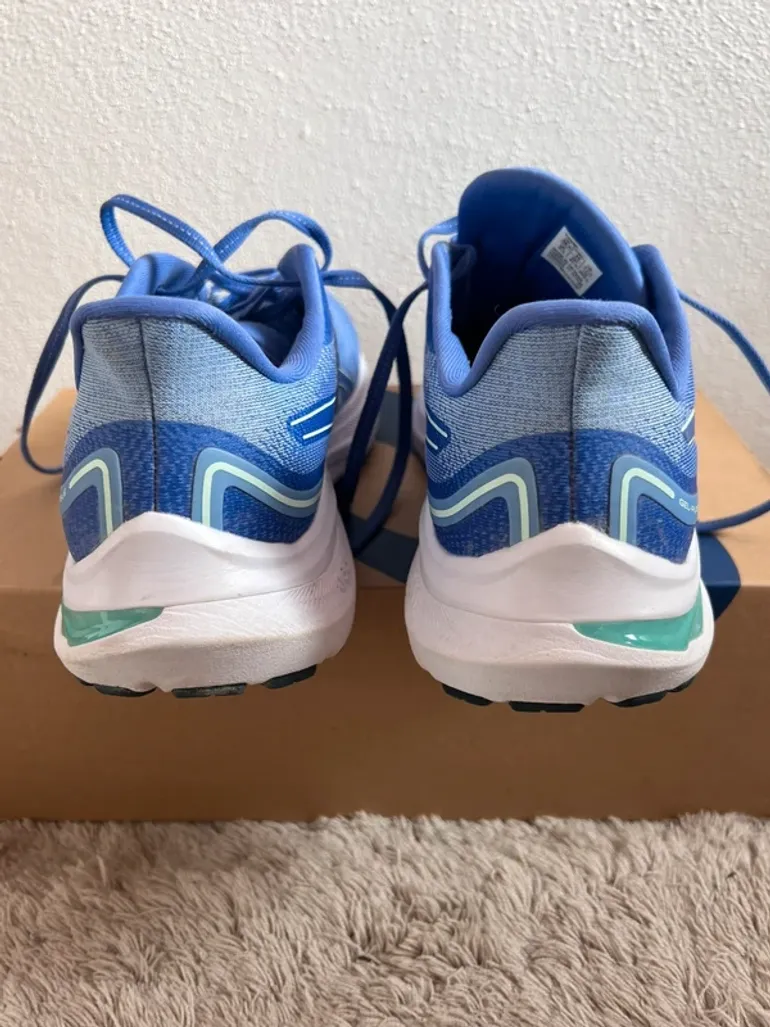 Used Asics Shoes bike — image 7 of 8