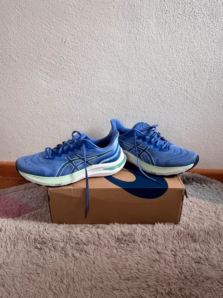 Used Asics Shoes bike — image 8 of 8