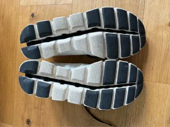 Used On Running On Sneaker Herren, weiß/schwarz, Gr. 43 bike — image 5 of 6