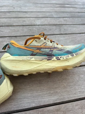 Asics Trabuco Max 4 bike de segunda mano — imagen 6 de 6