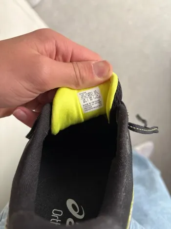 Used Asics gel pursuit 10 bike — image 4 of 5