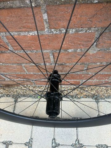 Used Shimano Wheels 2025 bike — image 10 of 15