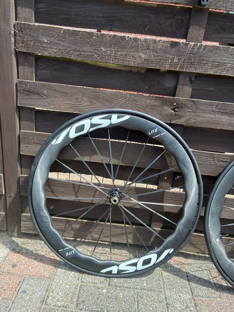 Used Shimano Wheels 2025 bike — image 3 of 8