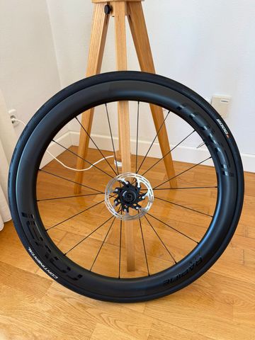 Used Roval Rapide CLX 2 Wheels 2024 bike — image 4 of 7