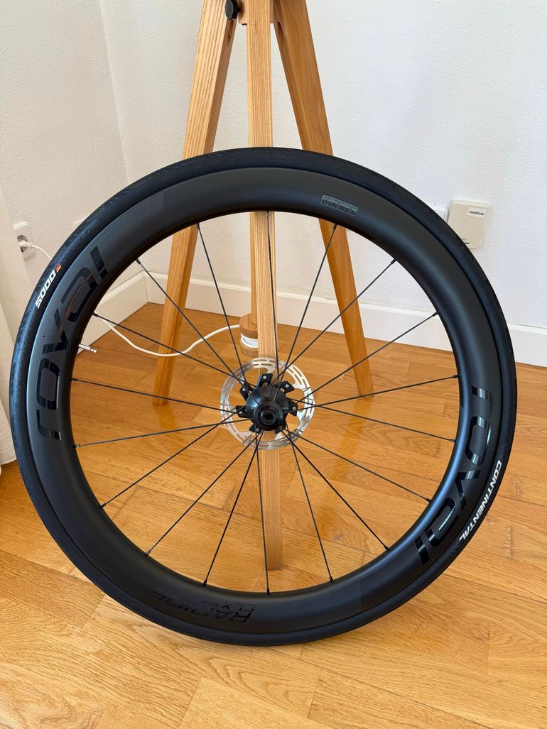 Used Roval Rapide CLX 2 Wheels 2024 bike — image 5 of 7