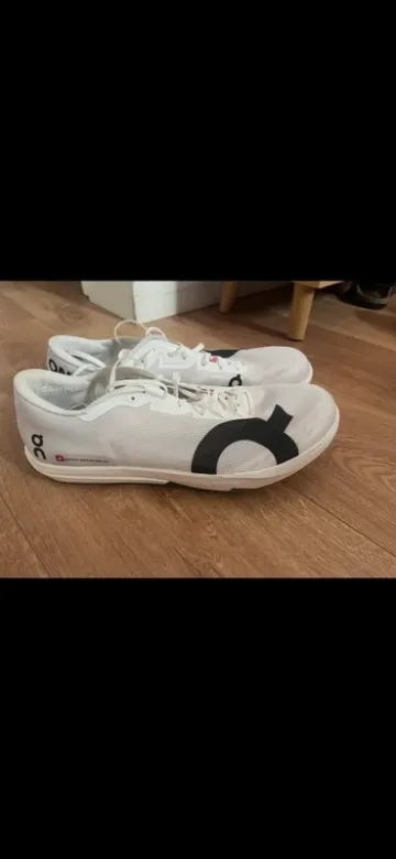 Brugt On Running Cloudspike Amplius 2 Running Shoes