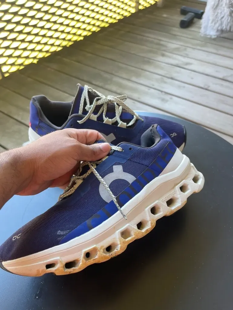 On Running Cloud bike usato — immagine 3 di 7