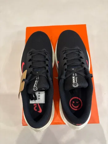 Używany Nike Air Winflo 10 bike — zdjęcie 2 z 13