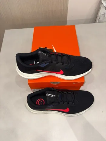 Używany Nike Air Winflo 10 bike — zdjęcie 7 z 13