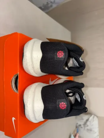 Używany Nike Air Winflo 10 bike — zdjęcie 3 z 13