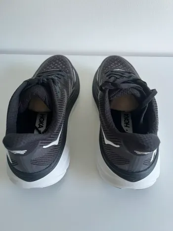 Used Hoka Clifton 9 bike — image 6 of 8
