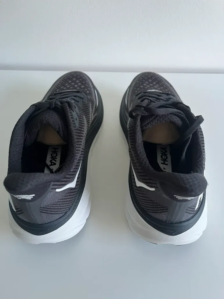 Used Hoka Clifton 9 bike — image 6 of 8
