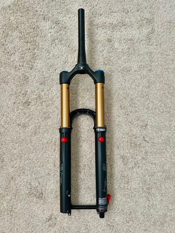 Used Fox 38 Float Factory Grip2 2022 bike — image 2 of 14