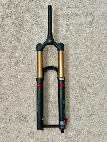 Used Fox 38 Float Factory Grip2 2022 bike — image 2 of 14