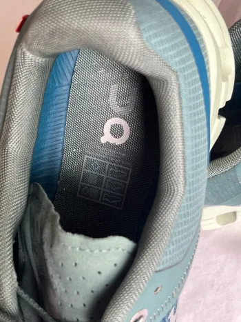 Used On Running Cloud bike — image 10 of 11