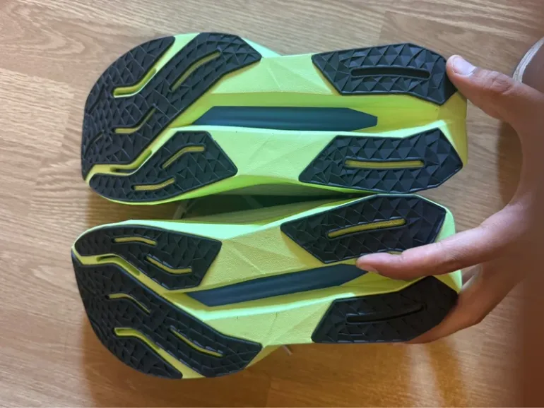 Used New Balance FuelCell Propel bike — image 5 of 6