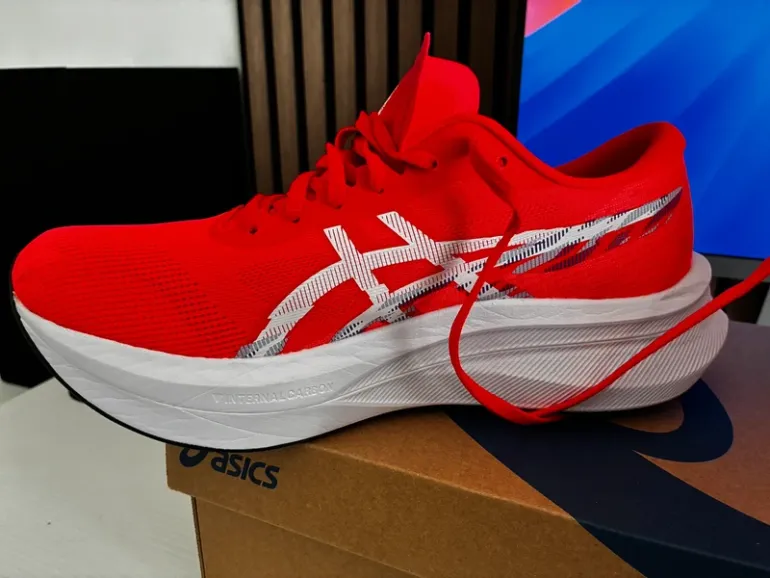Used Asics Magic Speed 4 bike — image 3 of 10