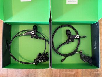 Brugt Hope Tech4 V4 2025 bike — billede 2 af 6