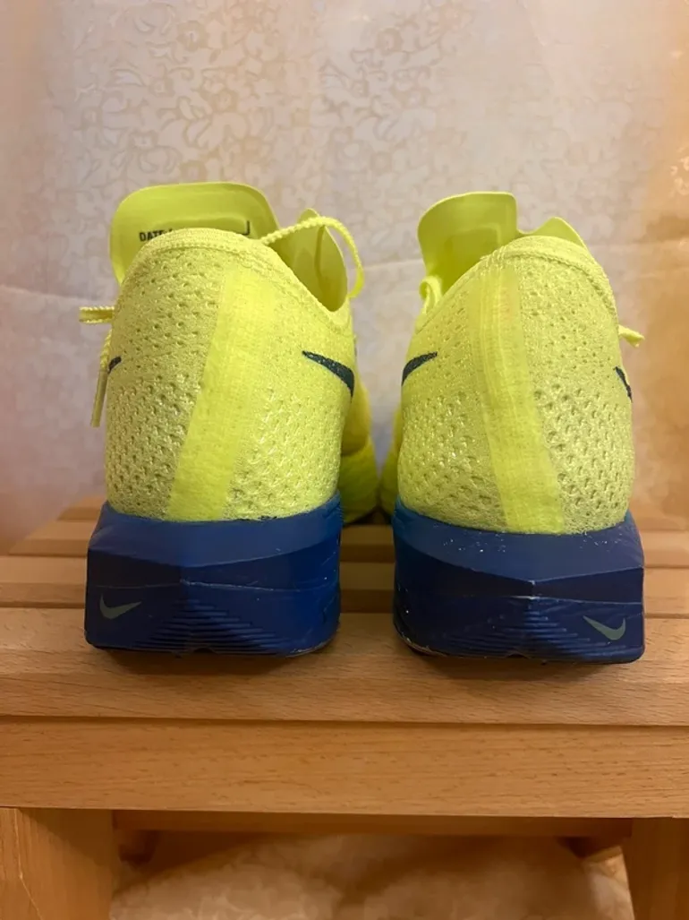 Used Nike Vaporfly 3 bike — image 5 of 8