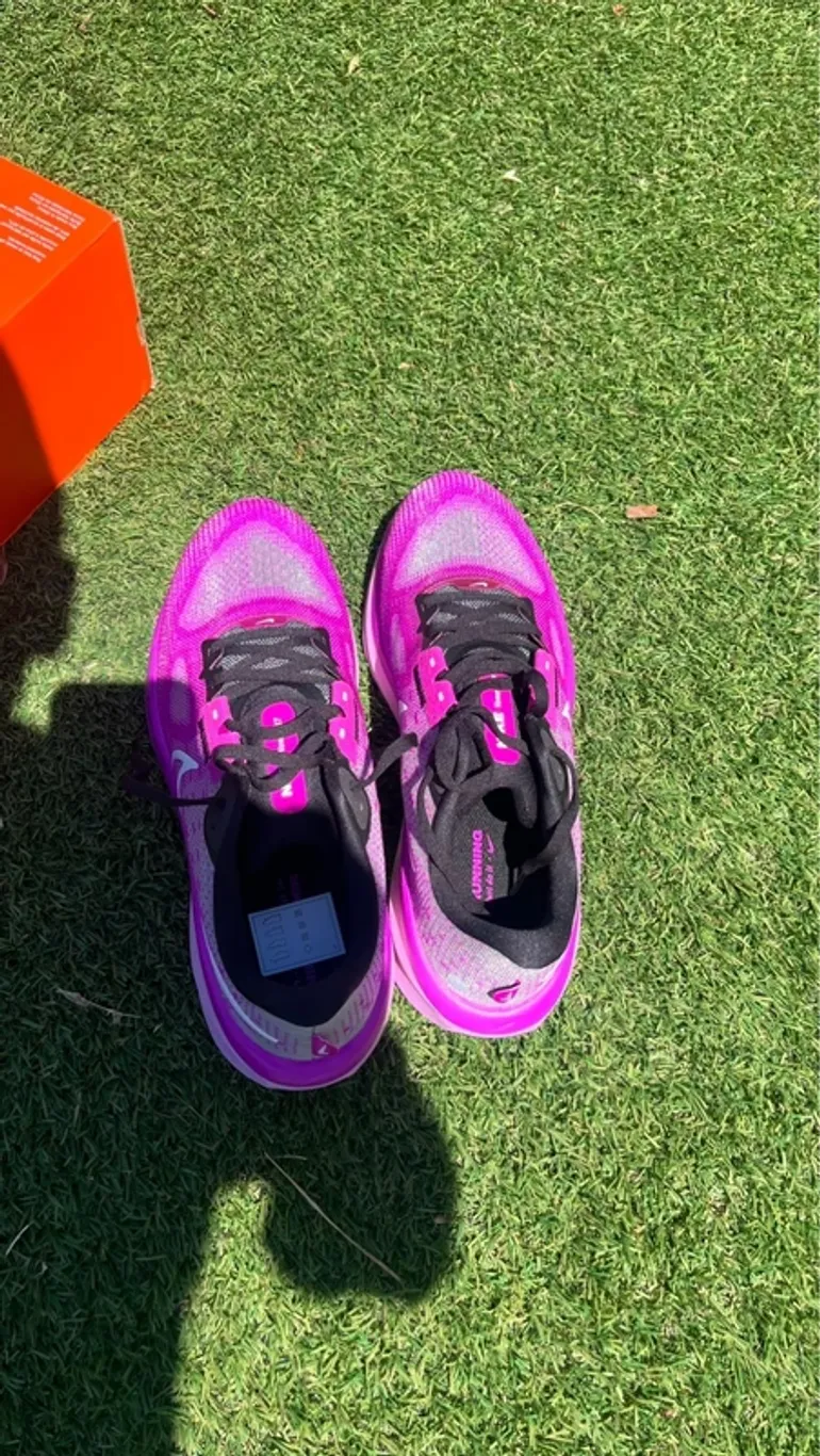 Used Rose Nike Zoom Vomero 17 bike — image 5 of 6