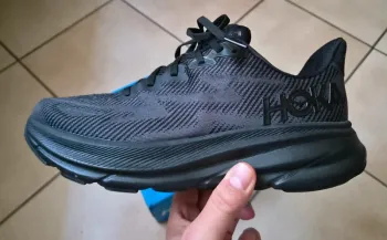 Used Hoka Clifton 9 bike