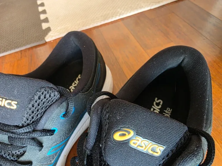 Asics Gel Glorify 5 bike d'occasion — image 4 sur 9