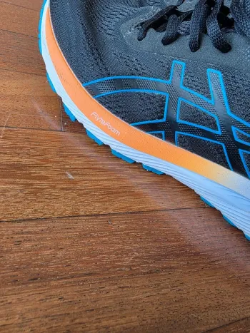 Asics Gel Glorify 5 bike d'occasion — image 3 sur 9