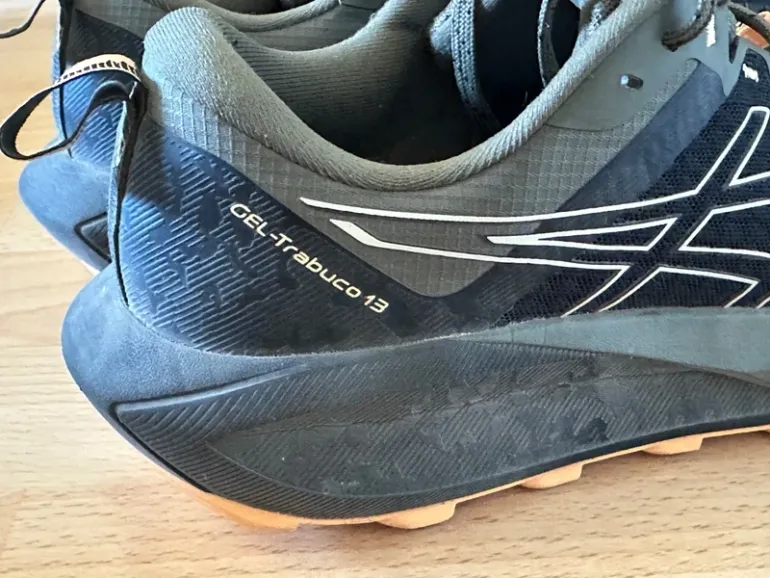 Used Asics Running Shoes bike — image 6 of 11