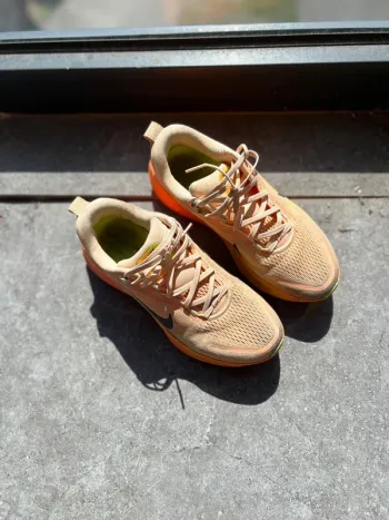 Used Nike Vomero bike — image 2 of 4