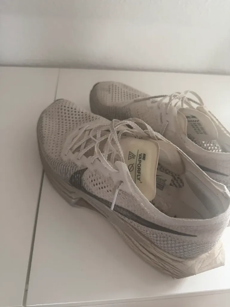 Used Nike Vaporfly bike — image 3 of 5