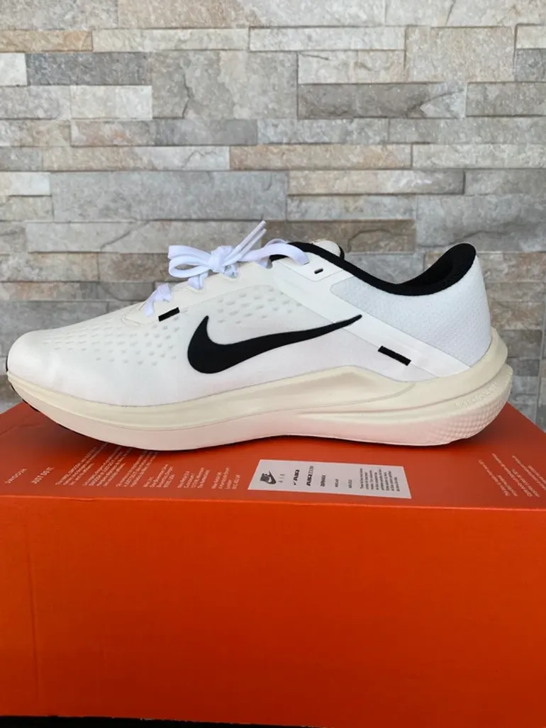 Used Nike Air Winflo 10 bike — image 2 of 10