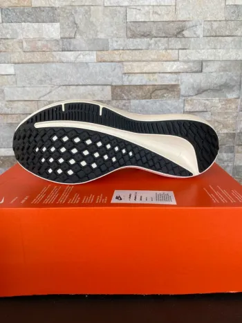 Used Nike Air Winflo 10 bike — image 7 of 10