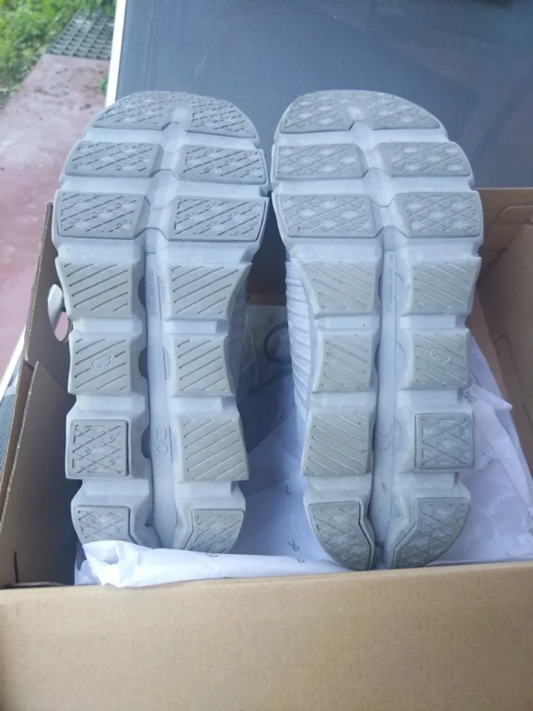 Used On Running Cloudswift 4 bike — image 5 of 7