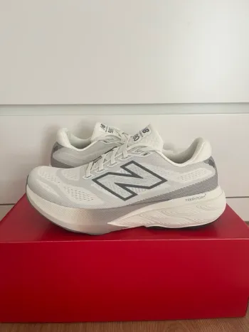 Used New Balance Fresh Foam X 880v15 bike