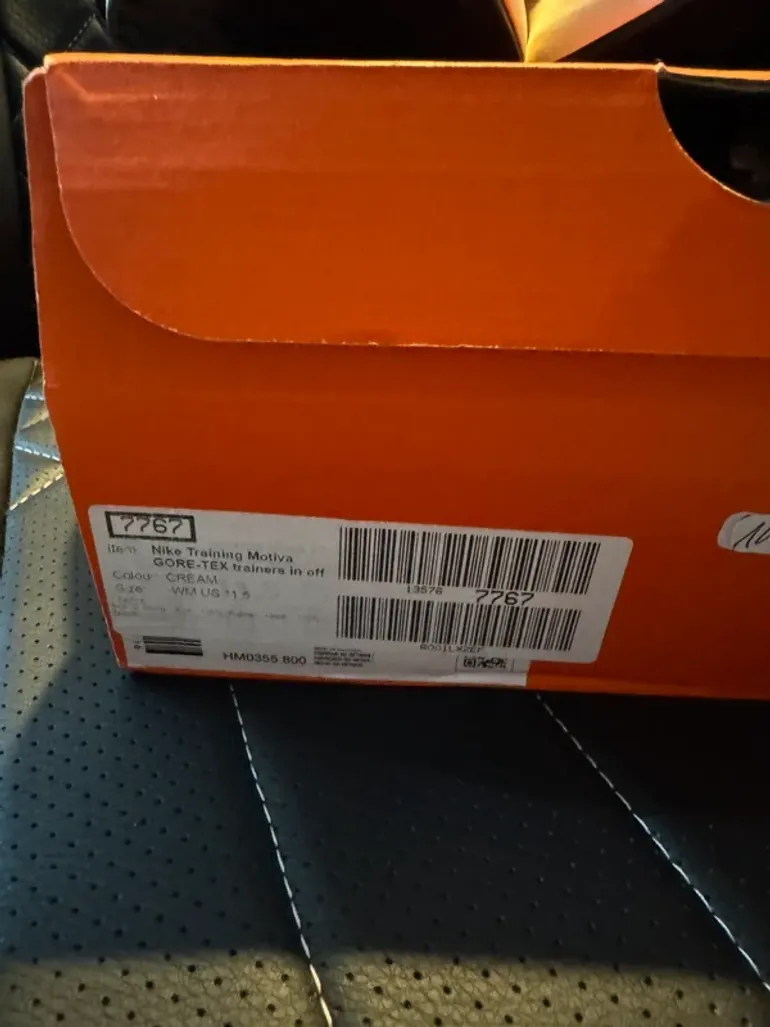 Used Nike Gore-Tex bike — image 7 of 8