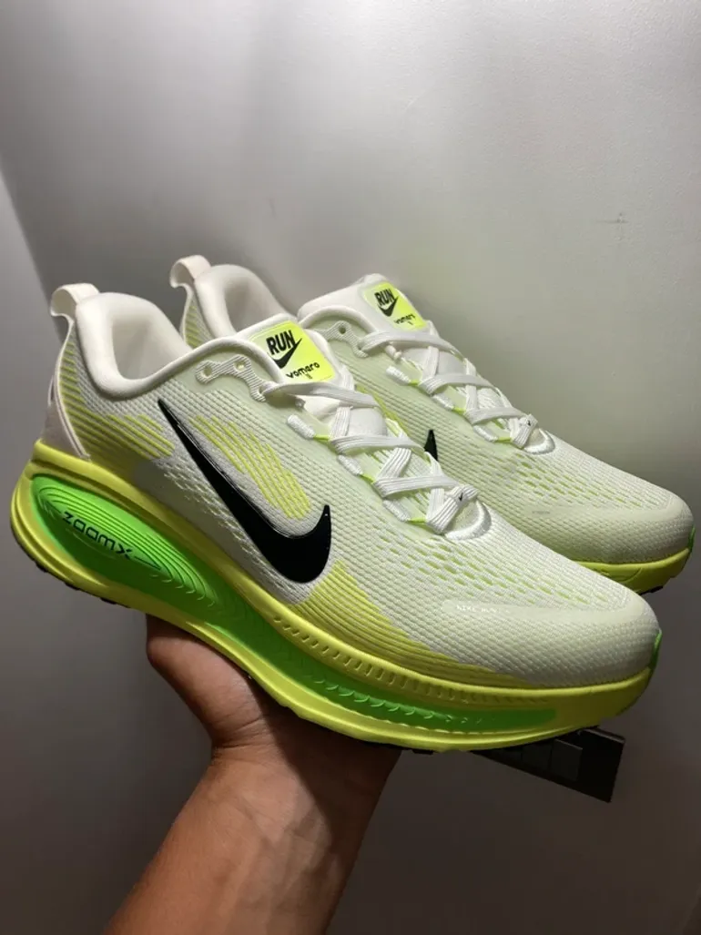Used Nike Vomero 18 bike — image 12 of 12